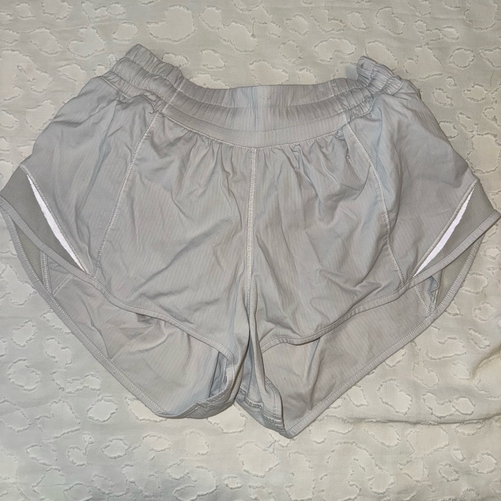 Lulu lemon hottie hot shorts size 2